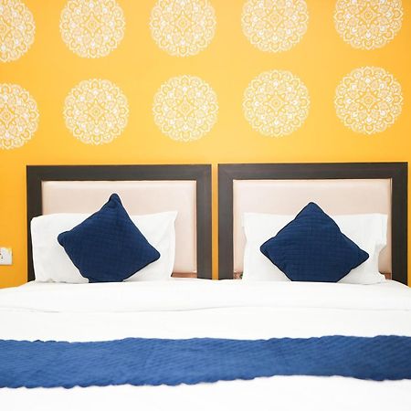 Tanvi Premium Residency Near Artemis Hospital, Gurugram Hotel Gurgaon Buitenkant foto
