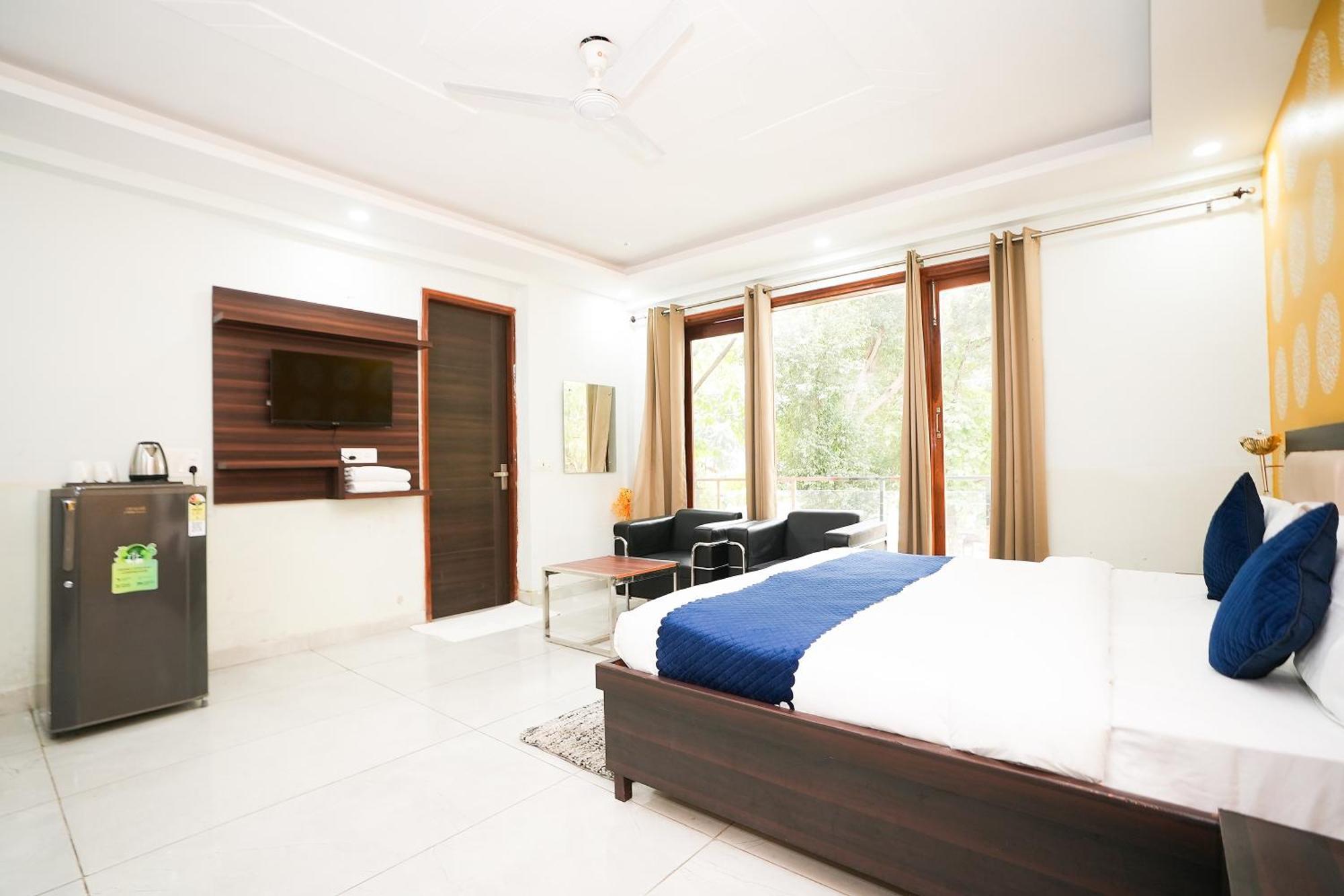 Tanvi Premium Residency Near Artemis Hospital, Gurugram Hotel Gurgaon Buitenkant foto